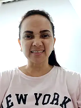 amanda39 - Amanda39's free webcam - UK Sex Cams