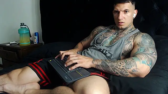 Shane_Clay webcam