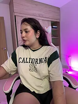 angeldusttt (F teen) - SHOW AND SUCK MY TITS!