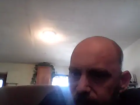 crazyheratic8 webcam