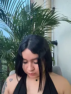 Pretty_Isadora webcam