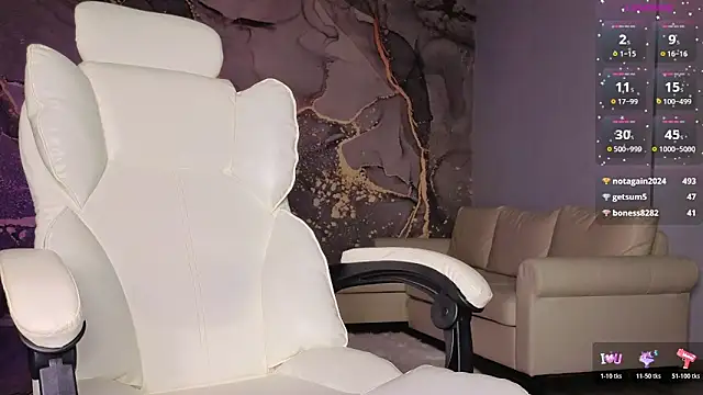 miss_long_legs webcam