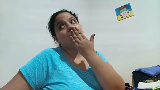 luisahot_9727 webcam