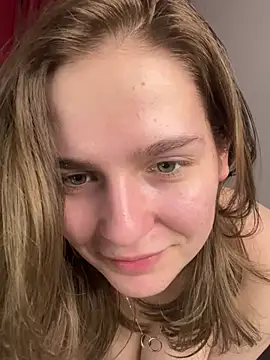 MyKittySayMeow's Webcam Show