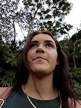 laura_arias018 (Ask my age) - Sexo