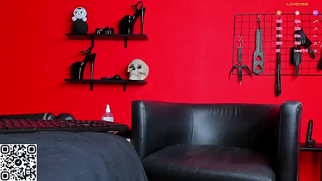 Ma1ilda_Ardent's Live XXX Chat