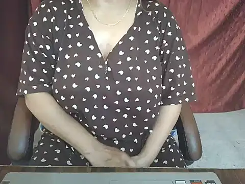 Haseena_143's Webcam Show