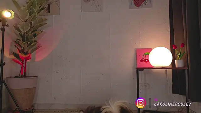 carolinerousev webcam