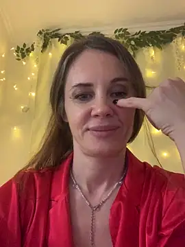 LucieMack live sex cam