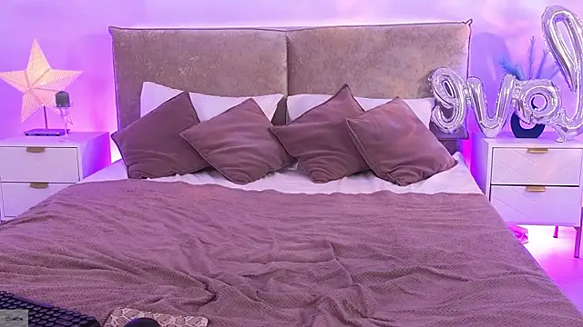Jules_night live sex cam