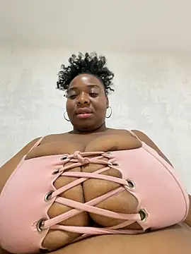 Breisy_bigboobs webcam