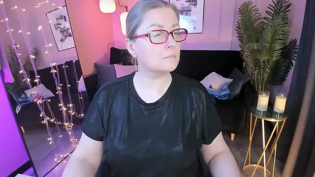 AlexandraKind webcam