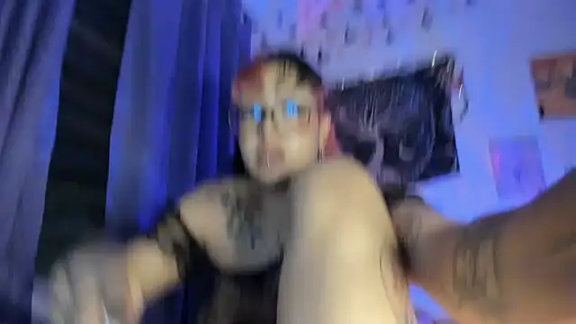 Pinky_promiseex webcam