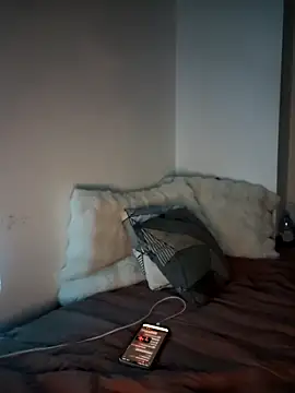 iamlalamilano webcam