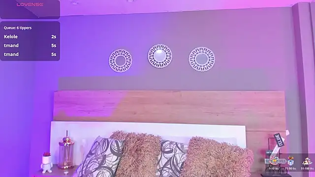 MiaTaylorSweet webcam