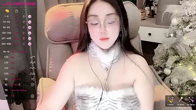 Monica-666888- webcam