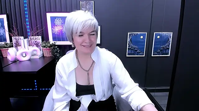 carmensoft - CarmenSoft's free webcam - UK Sex Cams