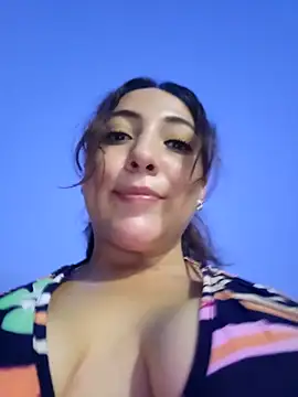 VickyHoult live sex cam