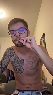 leonsouzaof (Ask my age) - Tirar cueca