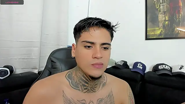 mad_maxxx2 (M young) - cum show