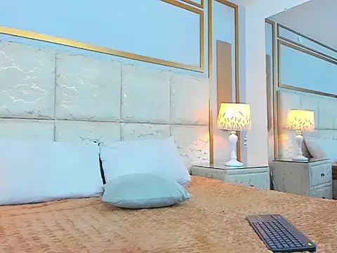 arontawers (M twink) - Big Load Of Cum!