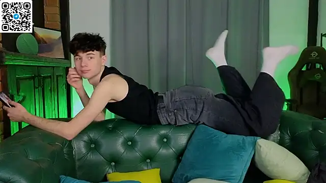 Cute_Mike's Webcam Show