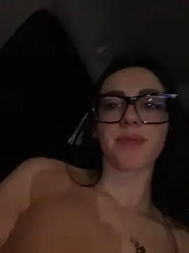 alibi_room's Live XXX Chat