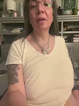 dieseldame1313's Live XXX Chat