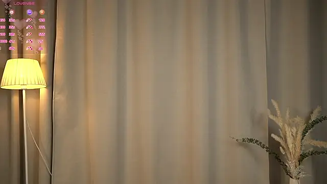 DianeHonnette's Live XXX Chat