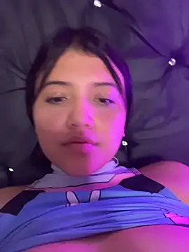 alisson_carolina73's Live XXX Chat