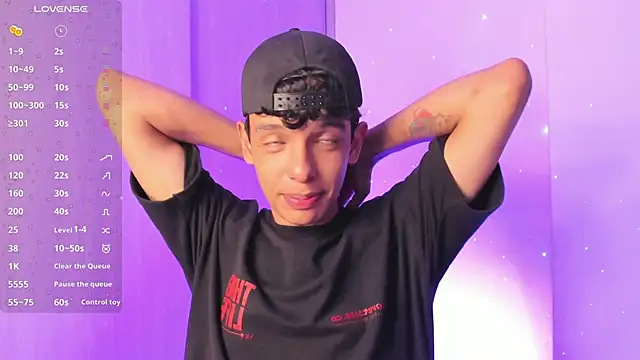 Maxfrost1's Webcam Show