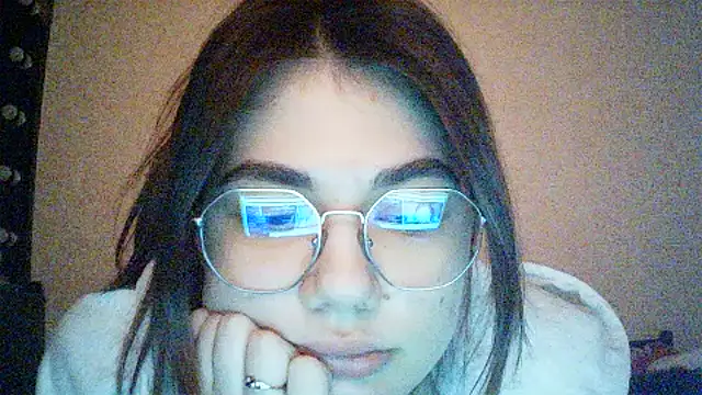 Tenovira's Live XXX Chat