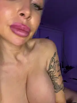 Jemma-J's Webcam Show