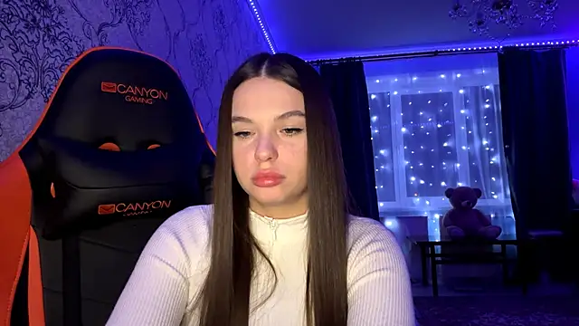 AkikoAnkrom's Webcam Show