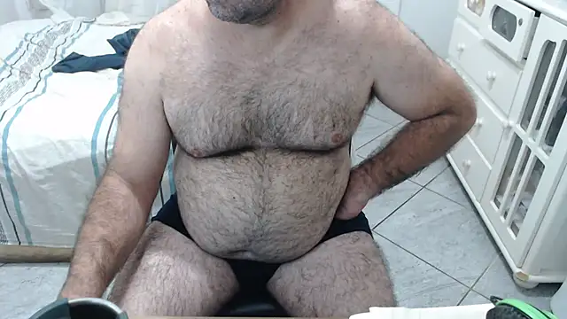 MysterBearMG's Webcam Show