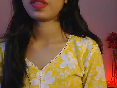 miss_ragni (F young) - press boobs  5 mint