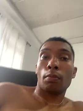 aaronblack1_ (M young) - cum show😈