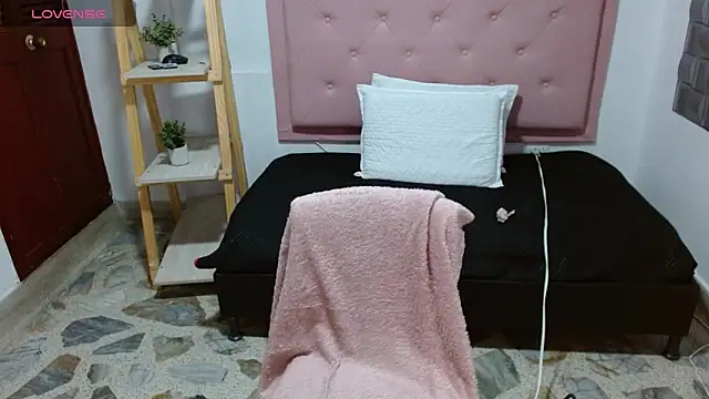 Brenda__222's Live XXX Chat