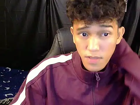 hugekenbigcock webcam