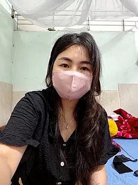 lyna_bl's Webcam Show