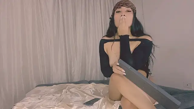 miiafoxxx (G young) - fuck hard my ass hole and cum