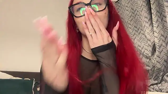 FoxyValentine's Live XXX Chat