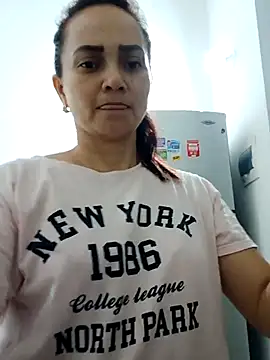 Amanda39's Live XXX Chat