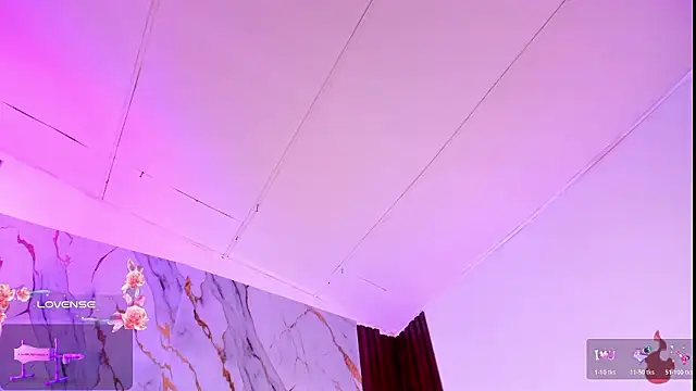 Emmiicute's Live XXX Chat