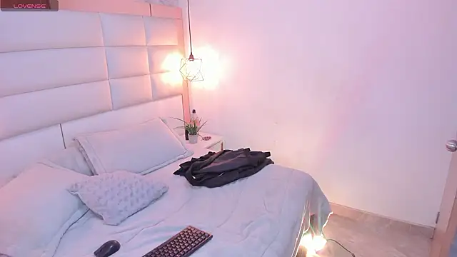 Lucia_jane's Live XXX Chat