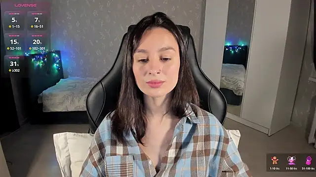 EllaFresh's Live XXX Chat