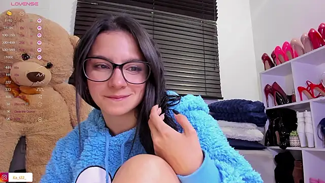 kariina__22's Live XXX Chat