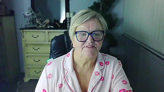 BridgetBlueEyes' Live XXX Chat