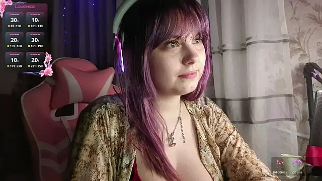 KristiBloom's Live XXX Chat