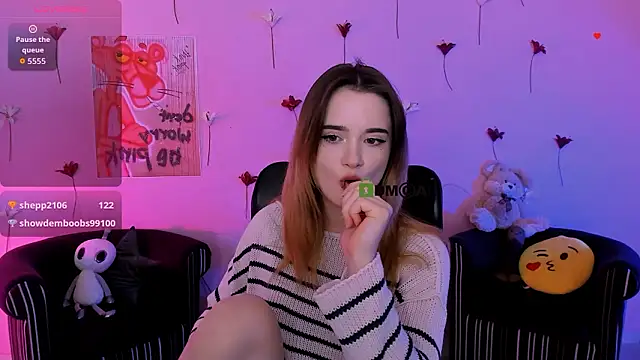 liana_kisses' Live XXX Chat